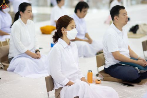 ภาพ No.87439:พิธีจุดเทียนใจ ไฟนิรันดร์ อนันตชัย วันอาทิตย์ที่ 10 กันยายน พ.ศ. 2566 ณ สภาธรรมกายสากล วัดพระธรรมกาย