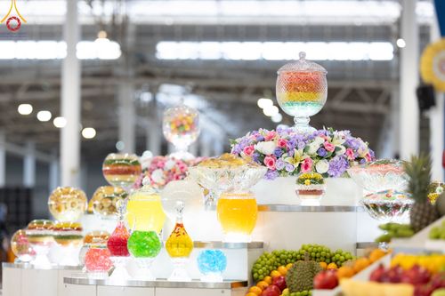 ภาพ No.105444:พิธีปฏิบัติธรรมและพิธีบูชาข้าวพระ ในวันจันทร์ที่ 1 มกราคม พ.ศ. 2567 ณ สภาธรรมกายสากล วัดพระธรรมกาย