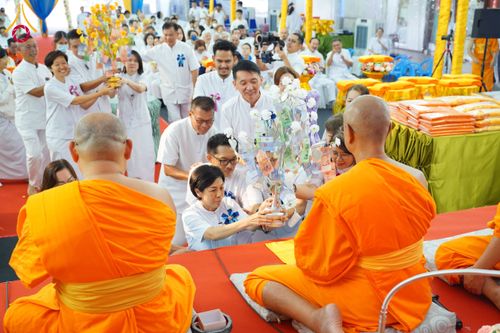 ภาพ No.168078:พิธีทอดกฐิน วัดพระธรรมกายกัวลาลัมเปอร์ ประเทศมาเลเซีย วันที่ 20 ตุลาคม พ.ศ. 2567