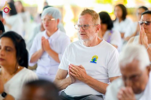 ภาพ No.176650:พิธีทอดกฐินแห่งทวีปแอฟริกา ณ วัดพระธรรมกายโจฮันเนสเบิร์ก สาธารณรัฐแอฟริกาใต้ วันอาทิตย์ที่ 20 ตุลาคม พ.ศ. 2567