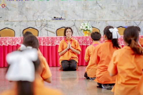 ภาพ No.246394:วันที่ 8-9 กันยายน พ.ศ. 2568 ศูนย์ปฏิบัติธรรมสมุทรปราการ นำทีมจัดอบรมโครงการอบรมคุณธรรม , จริยธรรม ในหัวข้อ การค้นพบศักยภาพในตนเอง เพื่อพัฒนานิสัย ผ่านนวัตกรรมความดีสากล ณ โรงเรียนวัดราษฎ์บูรณะ ต.บางปลา อ.บางพลี จ.สมุทรปราการ