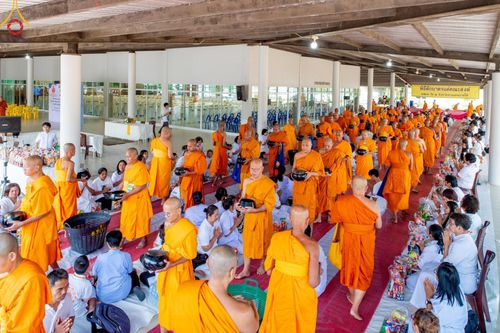 ภาพ No.142149:พิธีถวายสังฆทานแด่คณะสงฆ์ 323 วัด ปีที่ 20 ครั้งที่ 170 , พิธีมอบกองทุนหนุนแรงใจช่วยครูใต้ ปีที่ 17 ครั้งที่ 135 และพิธีทำบุญอุทิศส่วนกุศลให้ผู้วายชนม์ วันเสาร์ที่ 22 มิถุนายน พ.ศ.2567 ณ ศูนย์ปฏิบัติธรรมภาคใต้ อ.บางกล่ำ จ.สงขลา