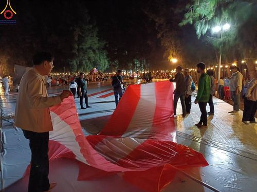 ภาพ No.108261:V.5 ทุ่มพลัง การเตรียมงาน เก็บงาน การรับบุญของเจ้าหน้าที่หน่วยงานต่างๆ เพื่อโครงการธรรมยาตรา กตัญญูบูชามหาปูชนียาจารย์ พระมงคลเทพมุนี (สด จนฺทสโร) พระผู้ปราบมาร อนุสรณ์สถาน 7 แห่ง ปีที่ 12 ระหว่างวันที่ 2 - 31 มกราคม พ.ศ. 2567