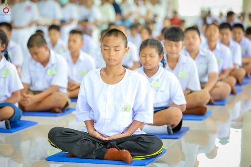 ภาพ No.260048:วันศุกร์ ที่ 17 ตุลาคม พ.ศ. 2568 ทอดกฐินสามัคคี "สร้างรัตนบัลลังก์ รองรับองค์พระประธาน"  ณ ธุดงคสถานนครสวรรค์ ต.หัวถนน อ.ท่าตะโก จ.นครสวรรค์