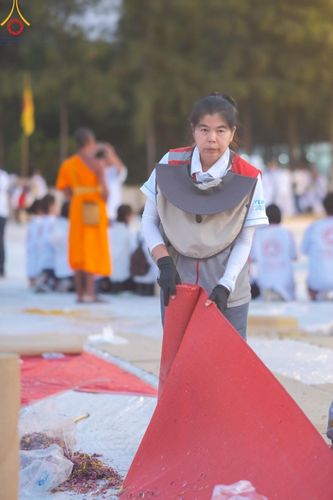 ภาพ No.202967:V.51 สารพัดV สารพัดดี ที่คลองบางนางแท่น ในโครงการธรรมยาตรา กตัญญูบูชา มหาปูชนียาจารย์ พระมงคลเทพมุนี(สด จนฺทสโร) พระผู้ปราบมาร อนุสรณ์สถาน 7 แห่ง ปีที่ 13 ระหว่างวันที่ 2-31 มกราคม พ.ศ. 2568