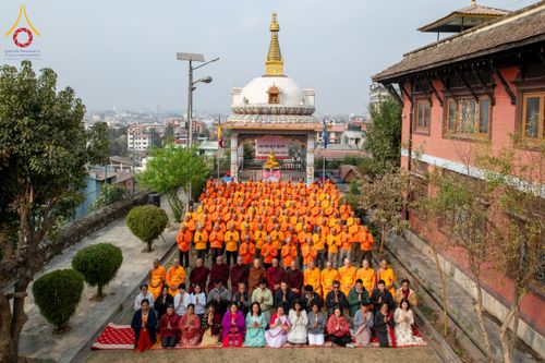 ภาพ No.209769:วันที่ 28 กุมภาพันธ์ พ.ศ.2568 พิธีเปิดโครงการบวชสามเณร พิธีถวายไทยธรรม พิธีขอขมามอบผ้าไตร  ณ เมืองปาตัน ประเทศเนปาล