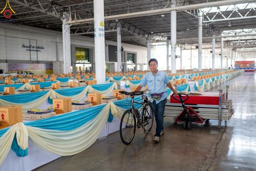 ภาพ No.60830:V.37 ยิ่งกว่าดี เพื่อ 80 ปีของพ่อ ภาพการเตรียมงานของหน่วยงานต่างๆ เพื่อพิธีฉลองอายุวัฒนมงคล 80 ปี หลวงพ่อธัมมชโย และรับถวายมหาสังฆทาน 10,000 กว่าวัดทั่วประเทศ ในวันคุ้มครองโลก วันจันทร์ที่ 22 เมษายน พ.ศ. 2567