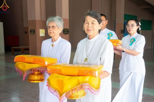 ภาพ No.189887:พิธีทอดผ้าป่าทำนุบำรุงศาสนสถาน ณ วัดอัมพวัน ต.สองพี่น้อง อ.สองพี่น้อง จ.สุพรรณบุรี ในโครงการธรรมยาตรา กตัญญูบูชา มหาปูชนียาจารย์ พระมงคลเทพมุนี(สด จนฺทสโร) พระผู้ปราบมาร อนุสรณ์สถาน 7 แห่ง ปีที่ 13 วันที่ 5 มกราคม พ.ศ. 2568