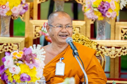 ภาพ No.88004:การลงพื้นที่ตรวจเยี่ยมและติดตามผลการดำเนินงาน โครงการสร้างความปรองดองสมานฉันท์ โดยใช้หลักธรรมทางพระพุทธศาสนา "หมู่บ้านรักษาศีล5" จังหวัดปทุมธานี