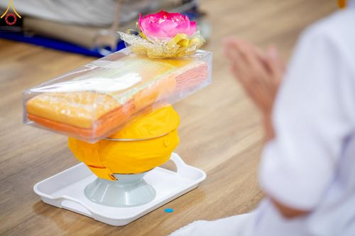 ภาพ No.212719:วันอาทิตย์ที่ 23 มีนาคม พ.ศ. 2568 พิธีร่วมบุญโครงการบรรพชาสามเณร 5,000 รูป ณ ห้องแก้วสารพัดนึก 2 วัดพระธรรมกาย