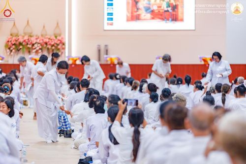 ภาพ No.152077:โครงการอบรมอุบาสก อุบาสิกาแก้ว ตัวแทนทอดกฐิน 30,000 วัด ทั่วไทย ระหว่างวันที่ 6-8 กันยายน พ.ศ. 2567 ณ ศูนย์อบรมเยาวชนกาญจนบุรี