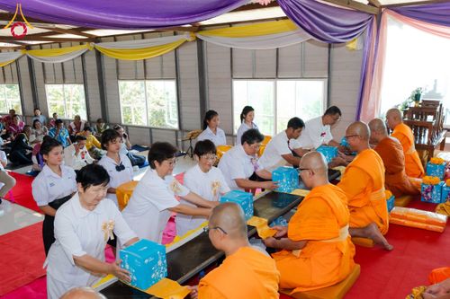 ภาพ No.175624:พิธีทอดกฐิน วัดพระธรรมจาริกบ้านต่อปล้าคี ตำบลแม่สอง อำเภอท่าสองยาง จังหวัดตาก ในโครงการกฐินสามัคคีทั่วไทย 30,000 วัด บูชาธรรม 80 ปี หลวงพ่อธัมมชโย โดยคณะศิษยานุศิษย์วัดพระธรรมกาย วันที่ 15 พฤศจิกายน พ.ศ. 2567