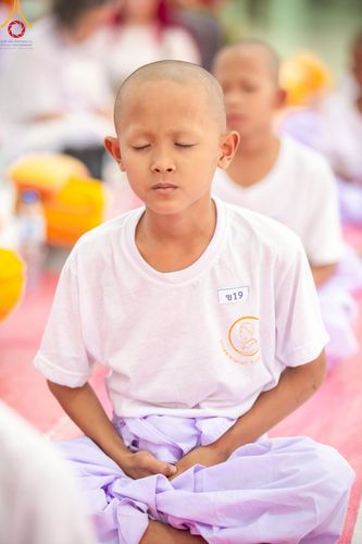 ภาพ No.216367:วันเสาร์ที่ 5 เมษายน พ.ศ. 2568 พิธีขอบรรพชา พิธีขอสรณคมน์และศีล พิธีขอนิสสัย พิธีถวายบาตร ในโครงการบรรพชาสามเณรฟื้นฟูพระพุทธศาสนาทั่วไทย  ณ วัดพระพุทธบาท ราชวรมหาวิหาร ต.ขุนโขลน อ.พระพุทธบาท จ.สระบุรี