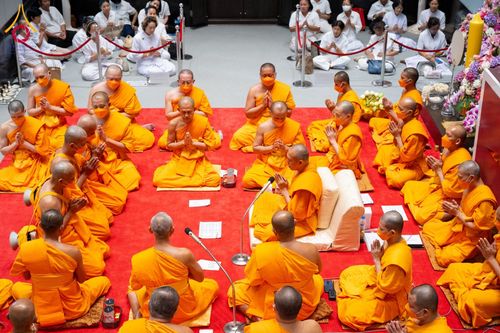 ภาพ No.62112:พิธีอุปสมบทในโครงการอุปสมบทหมู่ บูชาธรรมหลวงพ่อธัมมชโย พ.ศ.2567 ณ อุโบสถ วัดพระธรรมกาย จ.ปทุมธานี วันที่ 13-15 เมษายน พ.ศ. 2567