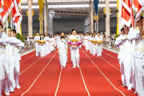 ภาพ No.150095:พิธีทอดผ้าป่าสมทบกฐินวัดพระธรรมกาย และสมทบกฐิน 30,000 วัดทั่วไทย ครั้งที่ 1 เนื่องในวันธรรมชัย 27 สิงหาคม พ.ศ.2567 ณ สภาธรรมกายสากล วัดพระธรรมกาย