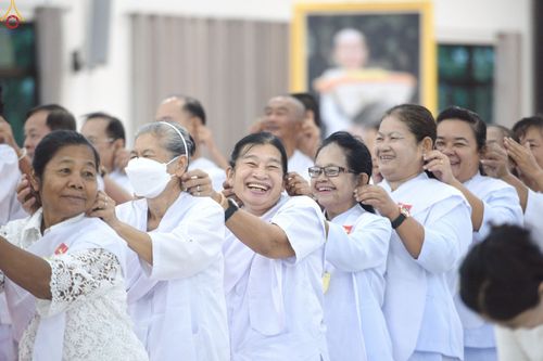 ภาพ No.246455:วันที่ 12-14 กันยายน พ.ศ. 2568 โครงการบวชอุบาสกแก้ว อุบาสิกาแก้ว รุ่นที่ 1 ผู้แทนทอดกฐินสามัคคีทั่วไทย 30,000 วัด จ.สระบุรี บูชาธรรม 81 ปี หลวงพ่อธัมมชโย ณ ศูนย์ปฏิบัติธรรมสระบุรี อ.พระพุทธบาท จ.สระบุรี