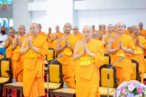 ภาพ No.154271:พิธีบูชาครูผู้ค้นพบวิชชาธรรมกาย ณ สภาธรรมกายสากล วัดพระธรรมกาย วันอังคารที่ 17 กันยายน พ.ศ. 2567