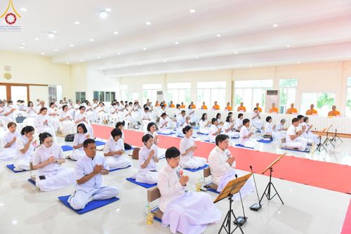 ภาพ No.149581:พิธีทอดผ้าป่ามหามงคล เพื่องานพระพุทธศาสนา , พิธีเจริญพระพุทธมนต์ และพิธีถวายสังฆทานแด่คณะสงฆ์ เนื่องในวันธรรมชัย 56 พรรษา น้อมบูชาธรรมหลวงพ่อธัมมชโย ณ ธรรมอุทยานบ้านแป้ง จ.สิงห์บุรี วันเสาร์ที่ 24 สิงหาคม พ.ศ. 2567