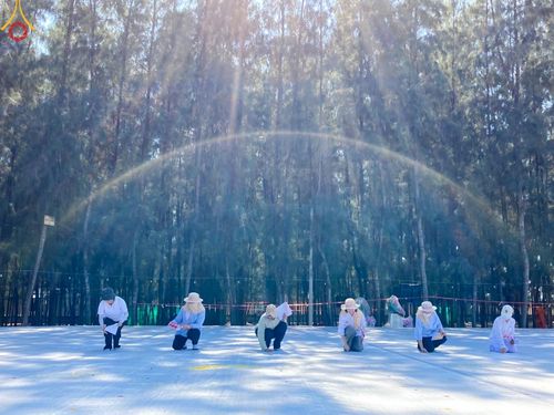 ภาพ No.106959:V.3 ตั้งใจ การเตรียมงาน เก็บงาน การรับบุญของเจ้าหน้าที่หน่วยงานต่างๆ เพื่อโครงการธรรมยาตรา กตัญญูบูชามหาปูชนียาจารย์ พระมงคลเทพมุนี (สด จนฺทสโร) พระผู้ปราบมาร อนุสรณ์สถาน 7 แห่ง ปีที่ 12 ระหว่างวันที่ 2 - 31 มกราคม พ.ศ. 2567