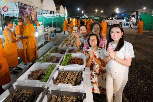 ภาพ No.114479:พิธีถวายภัตตาหารเป็นสังฆทาน แด่คณะพระธรรมยาตรา ปีที่ 12 วันที่ 18 มกราคม พ.ศ. 2567 ณ วัดโบสถ์(บน) บางคูเวียง จ.นนทบุรี