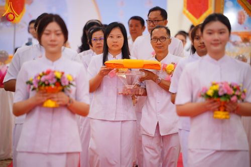 ภาพ No.173859:พิธีทอดกฐิน วัดภาวนาปีนัง ประเทศมาเลเซีย วันที่ 31 ตุลาคม พ.ศ. 2567