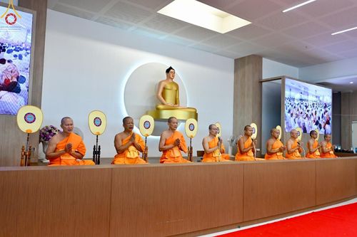 ภาพ No.148585:พิธีบุพเปตพลี, พิธีทอดผ้าป่า, พิธีไถ่ชีวิตโค 80 ตัว ให้ชีวิตสัตว์เป็นทาน ณ ศูนย์ปฎิบัติธรรมภาคใต้ อ.บางกล่ำ จ.สงขลา วันเสาร์ที่ 10 สิงหาคม พ.ศ. 2567