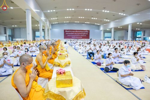 ภาพ No.88266:พิธีทอดผ้าป่าถวายทุนการศึกษาพระภิกษุสามเณรทั่วโลก, มอบโล่ผู้อุปถัมภ์มหาวิทยาลัยฯ ในวันครบรอบสถาปนา 20 ปี มหาวิทยาลัยธรรมกายแคลิฟอร์เนีย (DOU), พิธีถวายมหาสังฆทาน 108 รูป บูชาธรรมมหาปูชนียาจารย์ วันเสาร์ที่ 16 กันยายน พ.ศ. 2566 ณ ห้องแก้วสารพัดนึก1 วัดพระ