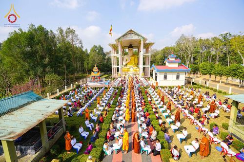 ภาพ No.75761:พิธีตัดปอยผม และ ปลงผมนาคธรรมทายาท ในโครงการบรรพชาสามเณรหมู่ครั้งที่ 3 วันที่ 9 กุมภาพันธ์ พ.ศ. 2566 ณ วัดเบงกาลี เมืองคากาจารี ประเทศบังกลาเทศ