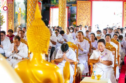 ภาพ No.173397:พิธีทอดกฐิน วัดทาป่าสัก จ.ลำพูน ในโครงการกฐินสามัคคีทั่วไทย 30,000 วัด บูชาธรรม 80 ปี หลวงพ่อธัมมชโย โดยคณะศิษยานุศิษย์วัดพระธรรมกาย วันที่ 3 พฤศจิกายน พ.ศ. 2567