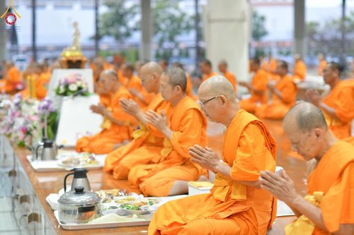 ภาพ No.186866:พิธีถวายภัตตาหารเมนูสวรรค์ "เพื่อการบรรลุธรรม" วันเสาร์ที่ 28 ธันวาคม พ.ศ.2567 ณ หอฉันคุณยายอาจารย์ฯ วัดพระธรรมกาย