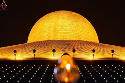 ภาพ No.122219:พิธีจุดประทีปถวายเป็นพุทธบูชา และบูชาธรรมมหาปูชนียาจารย์ พระมงคลเทพมุนี(สด จนฺทสโร) ในโครงการธรรมยาตรา กตัญญูบูชา มหาปูชนียาจารย์ พระมงคลเทพมุนี(สด จนฺทสโร) พระผู้ปราบมาร อนุสรณ์สถาน 7 แห่ง ปีที่ 12 วันที่ 31 มกราคม พ.ศ. 2567 ณ วัดพระธรรมกาย จ.ปทุมธานี (