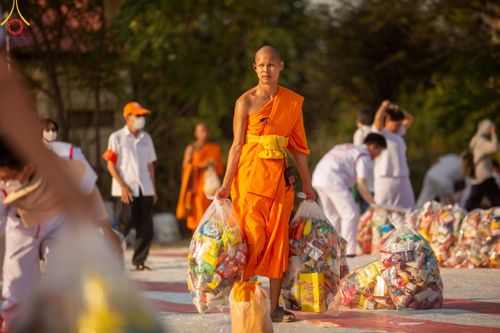 ภาพ No.115774:V.15 สามัคคี การเตรียมงาน เก็บงาน การรับบุญของเจ้าหน้าที่หน่วยงานต่างๆ เพื่อโครงการธรรมยาตรา กตัญญูบูชามหาปูชนียาจารย์ พระมงคลเทพมุนี (สด จนฺทสโร) พระผู้ปราบมาร อนุสรณ์สถาน 7 แห่ง ปีที่ 12 ระหว่างวันที่ 2 - 31 มกราคม พ.ศ.2567