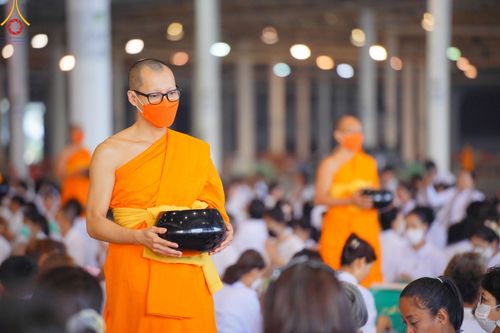 ภาพ No.126515:พิธีตักบาตร ในวันอาทิตย์ต้นเดือนที่ 3 มีนาคม พ.ศ. 2567 ณ บ้านแก้วเรือนทองคุณยายฯ วัดพระธรรมกาย