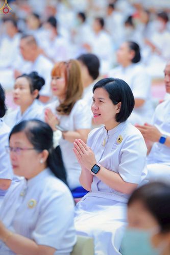 ภาพ No.228319:วันอาทิตย์ที่ 8 มิถุนายน พ.ศ. 2568 พิธีถวายทุนสนับสนุนพระไตรปิฎกฉบับธรรมชัย และอนุรักษ์คัมภีร์โบราณ ณ ห้องแก้วสารพัดนึก 2 วัดพระธรรมกาย