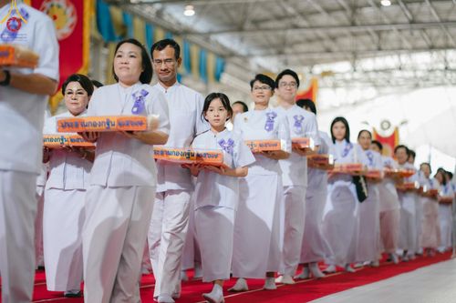 ภาพ No.167702:พิธีทอดกฐิน และ พิธีกรานกฐิน ในวันอาทิตย์ที่ 3 พฤศจิกายน พ.ศ. 2567 ณ วัดพระธรรมกาย จ.ปทุมธานี