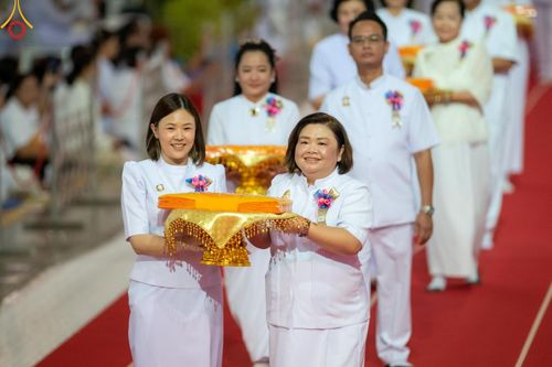 ภาพ No.177968:พิธีทอดผ้าป่าต้นสมบัติจักรพรรดิ ในวันอาทิตย์ที่ 1 ธันวาคม พ.ศ. 2567 ณ สภาธรรมกายสากล วัดพระธรรมกาย