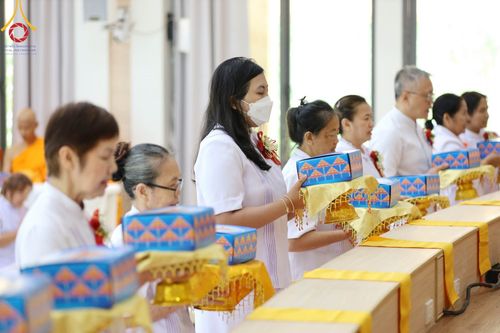 ภาพ No.86193:พิธีถวายมหาสังฆทานคณะสงฆ์ 88 รูป ฉลองครบรอบ 8 ปี ศูนย์ปฏิบัติธรรมพัทลุง วันที่ 21 สิงหาคม พ.ศ.2566