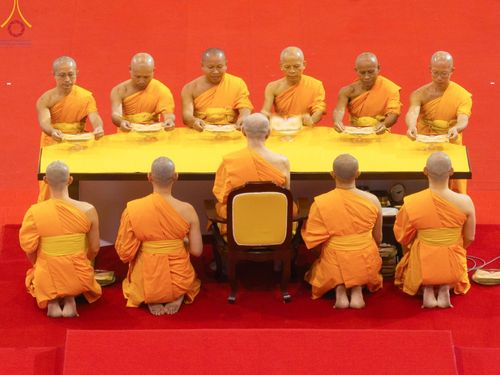 ภาพ No.182768:พิธีปฎิบัติธรรมและพิธีรับมอบต้นสมบัติจักรพรรดิ วันอาทิตย์ที่ 15 ธันวาคม พ.ศ. 2567 ณ สภาธรรมกายสากล วัดพระธรรมกาย