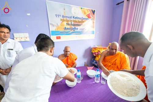 ภาพ No.175784:พิธีทอดผ้าป่าสมทบกฐิน ณ วัดอนุรุทธะอารนา เมืองมาตะเล ศรีลังกา โดยมูลนิธิธรรมกาย ในนามหลวงพ่อธัมมชโย วันที่ 7 พฤศจิกายน พ.ศ. 2567