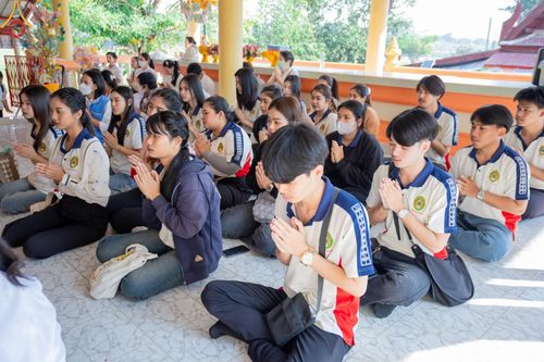 ภาพ No.200379:พิธีทอดผ้าป่าทำนุบำรุงศาสนสถาน ณ วัดผาสุการาม ตำบลบางไทรป่า อำเภอบางเลน จังหวัดนครปฐม ในโครงการธรรมยาตรา กตัญญูบูชา มหาปูชนียาจารย์ พระมงคลเทพมุนี(สด จนฺทสโร) พระผู้ปราบมาร อนุสรณ์สถาน 7 แห่ง ปีที่ 13 วันที่ 22 มกราคม พ.ศ. 2568