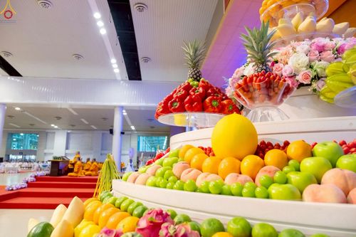 ภาพ No.236060:วันที่ 3 สิงหาคม พ.ศ. 2568 พิธีบูชาข้าวพระ ณ สภาธรรมกายสากล วัดพระธรรมกาย