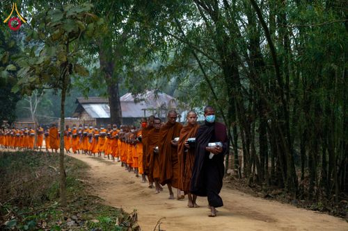 ภาพ No.130972:Photo Story ปฐมบรรพชาชาวพุทธมาร์มา Episode 4/5 วันที่ 13 กุมภาพันธ์พ.ศ. 2567 ณ วัดธัมจักร อรัญกุฏิ บังกลาเทศ