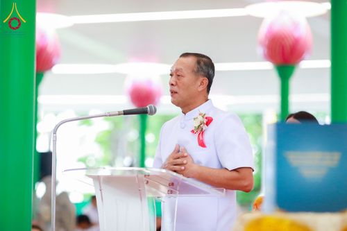 ภาพ No.159095:พิธีทอดผ้าป่าถวายทุนการศึกษาพระภิกษุสามเณรทั่วโลก และ พิธีถวายสังฆทานหนังสือพระไตรปิฏก 80 วัด บูชาธรรม 80 ปี หลวงพ่อธัมมชโย วันเสาร์ที่ 21 กันยายน พ.ศ. 2567 ณ โบสถ์พระไตรปิฏก วัดพระธรรมกาย