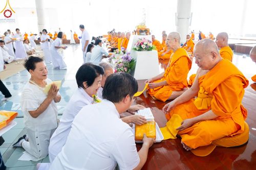 ภาพ No.212652:วันพฤหัสบดีที่ 20 มีนาคม พ.ศ. 2568 พิธีเจริญพระพุทธมนต์ เนื่องในอายุวัฒนมงคลครบ 74 ปี พระภาวนาธรรมวิเทศ วิ. (ภูเบศ ฌานาภิญโญ) ณ หอฉันคุณยายฯ วัดพระธรรมกาย