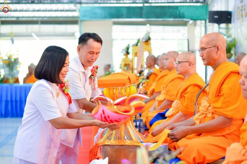 ภาพ No.271532:วันอาทิตย์ที่ 26 ตุลาคม พ.ศ. 2568 พิธีทอดกฐินสามัคคี เพื่อสร้างหอฉันและปรับปรุงอาคารสถานที่ ให้เหมาะสมในการอบรมคุณธรรมแก่เยาวชน ณ ศูนย์อบรมเยาวชนสุรินทร์