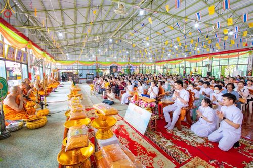 ภาพ No.163325:โครงการกฐินสามัคคีทั่วไทย 30,000 วัด บูชาธรรม 80 ปี หลวงพ่อธัมมชโย โดย คณะศิษยานุศิษย์วัดพระธรรมกาย ณ วัดโสภณาราม อ.ลำลูกกา จ.ปทุมธานี วันที่ 19 ตุลาคม พ.ศ. 2567