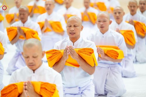 ภาพ No.217191:วันเสาร์ที่ 12 เมษายน พ.ศ. 2568 พิธีบรรพชา พิธีขอศีลและขอนิสสัย พิธีมอบบาตร ในโครงการอุปสมบทหมู่ บูชาธรรมหลวงพ่อธัมมชโย, โครงการธรรมทายาท ระดับอุดมศึกษา รุ่นที่ 52 ,  โครงการบวชพระนานาชาติ AEC & WAB CEO รุ่นที่ 4 ณ วัดพระธรรมกาย