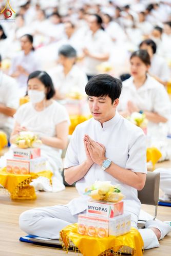 ภาพ No.149062:พิธีถวายคิลานเภสัชและอุปกรณ์ทางการแพทย์ เนื่องในวันธรรมชัย วันอาทิตย์ที่ 18 สิงหาคม พ.ศ. 2567 ณ ห้องแก้วสารพัดนึก 2 สภาธรรมกายสากล วัดพระธรรมกาย