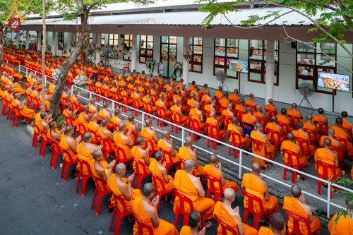 ภาพ No.315141:วันจันทร์ที่ 23 มีนาคม พ.ศ. 2569 พิธีบำเพ็ญกุศล คุณพ่อณรงค์ จินตมากุล  สิริอายุ 99 ปี 11 เดือน โยมบิดา พระครูปลัดรัตนวีรวัฒน์ (รังสฤษดิ์ อิทฺธิจินตโก) ที่ปรึกษาเจ้าคณะจังหวัดปทุมธานี เจ้าอาวาสวัดพระธรรมกาย  ณ ห้องปลูกศรัทธา 2 วัดพระธรรมกาย ปทุมธานี