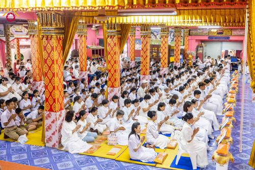 ภาพ No.303694:วันที่ 27 มกราคม พ.ศ. 2569 พิธีทอดผ้าป่าทำนุบำรุงศาสนสถาน ณ วัดตะเคียน อ.บางกรวย จ.นนทบุรี ในโครงการธรรมยาตรา กตัญญูบูชา มหาปูชนียาจารย์ พระมงคลเทพมุนี(สด จนฺทสโร) พระผู้ปราบมาร อนุสรณ์สถาน 7 แห่ง ปีที่ 14